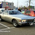Buick riviera GS hardtop coupé de 1972 (Rencard Burger king avril 2012)