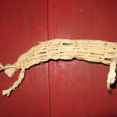 Etui de couteau style Otzi (néolithique)