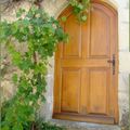 Des portes et une expo à Vaison-La-Romaine