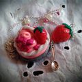 Collier Cupcake Fraise Chantilly