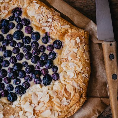 Tarte rustique crémeuse aux myrtilles
