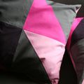 Coussins triangle en rose et gris