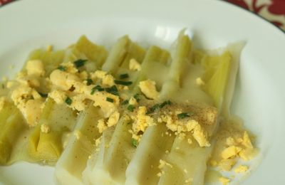 Les poireaux vinaigrette ou le plat bistrot à la maison