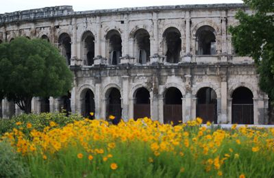 Nîmes