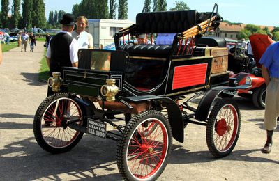 La Milwaukee stanhope steam car de 1900 (8ème Rohan-Locomotion)