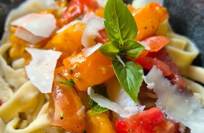 Pâtes fraîches aux tomates