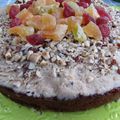 Gâteau au yaourt et fruits secs, glaçage choco blanc