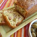 CAKE AUX OLIVES ET AU JAMBON