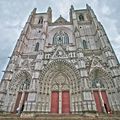 Nantes   En  HDR  !!! Cathédrale et églises 