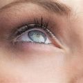 Acupression : soulagement des tensoins oculaires et amélioration des voix respiratoires