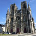 l'église Notre-Dame-des-Champs d'Avranches objet d'un timbre postal