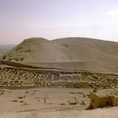 Les artisans du village de Deir el-Medina