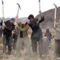 Rapport : plus de 500000 Tibétains ont été réinstallés, contraints de rejoindre un programme de travail.