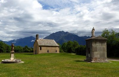 Chapelle Saint-Etienne, fontaine et oratoire - Poligny (Champsaur)