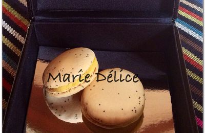 Macarons au lemon curd et pavot