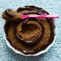gâteau cru vegan hyperprotéiné chocolat-courge-son d'avoine nappé chocolat (diététique, sans oeuf-beurre-sucre, riche en fibres)