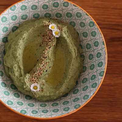 Houmous aux haricots mungo et à l'oseille