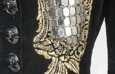 Passion for Fashion on 8th December 2015 at Kerry Taylor Auctions