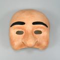 Masque expressif en papier mâché