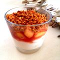 Verrine de semoule à l'amande, compotée de nectarines