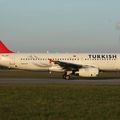 TURKISH AIRLINES / A320-200 / TC-JPF / 16-10-2011 / Photo: Luengo Germinal.