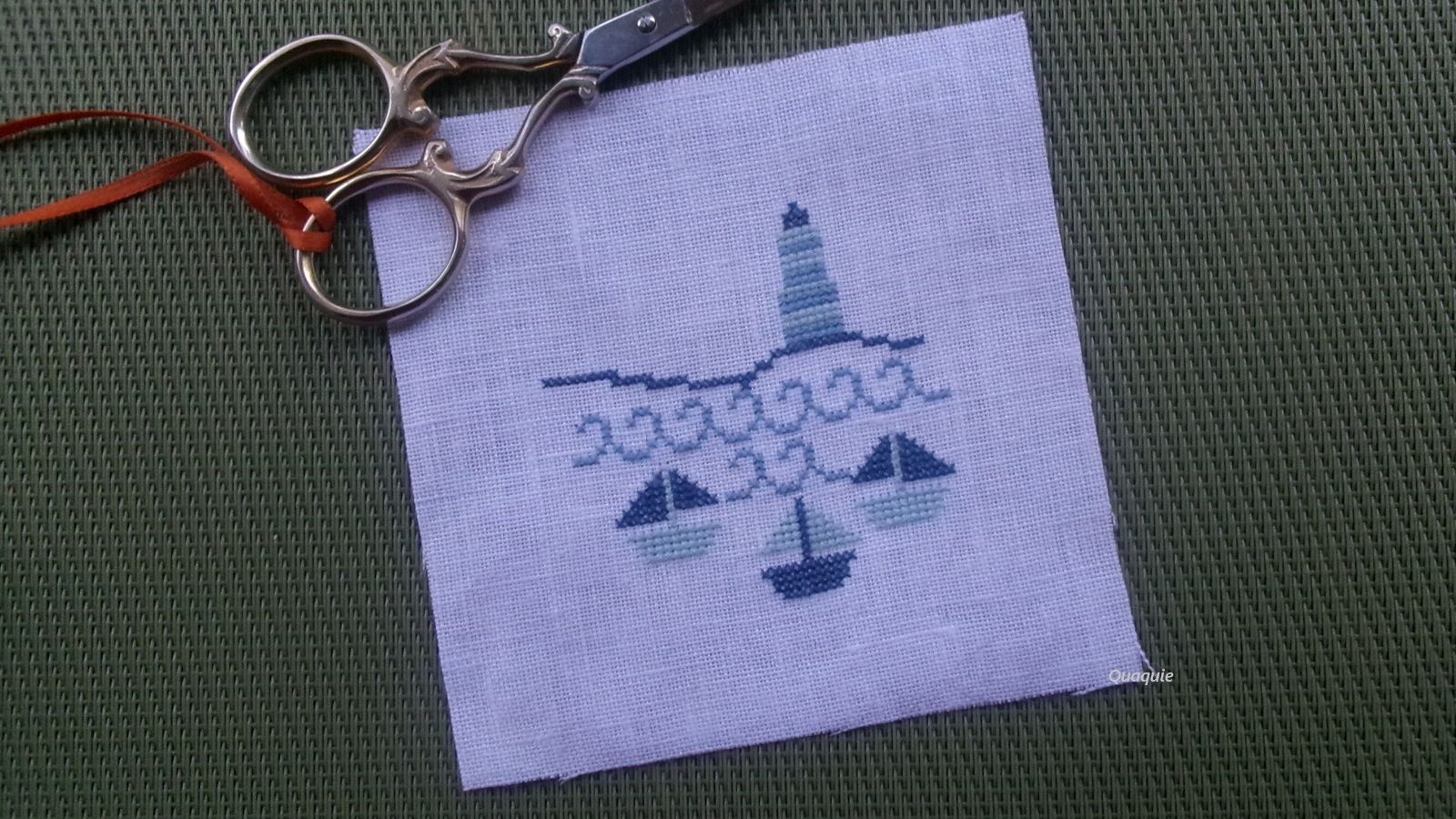 mini broderie mer