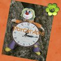 Horloge en porcelaine froide...