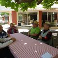 Groupe de paroles autour des souvenirs de vacances avec les résidents de la maison de retraite Saint-Léon