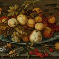 Balthasar van der Ast, Grapes, peaches, apples and plums in a Wan-li bowl on a ledge, with shells, a grasshopper and other fruit
