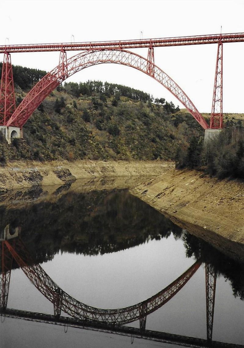 Ruynes-en-Margeride, viaduc de Garabit (15)