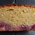 Cake aux amandes et aux cerises