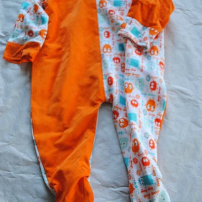 Pyjama dans les tons orange
