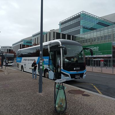 Bilan régional : Auvergne-Rhône-Alpes, ou « le bitume avant le rail »