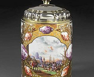 Christian Friedrich Herold (1700-1779), A cylindrical tankard with poly- and monochrome Kauffahrtei-scenes, Meissen ca. 1732 