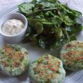 Croquettes de poisson aux petits pois, salade de légumes verts