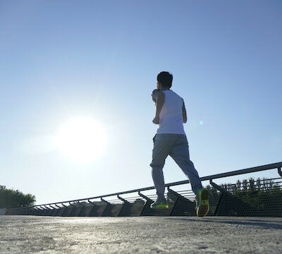 Suivre le chemin lumineux de la vie