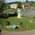 Rond-point à Cercié