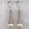 Boucles d'Oreilles Style Tibétain Sora Perle Nacrée Blanc Argent du Tibet