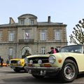 rassemblement de voitures anciennes à Avranches chaque premier dimanche du mois