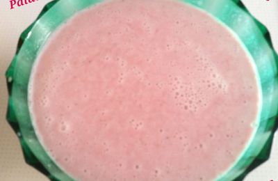 Ma glace à la fraise avec Tupperware