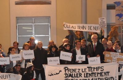 La députée des Hautes-Pyrénées Jeanine Dubié fait avancer le problème des trains de nuit à l'Assemblée Nationale