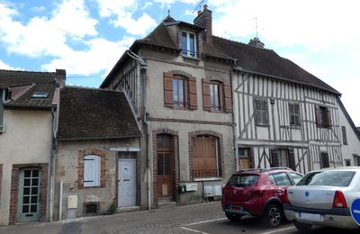 Le premier collège de Joigny (1500-1759).