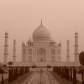 Agra : le contraste
