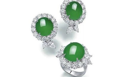 A set of jadeite and diamond jewellery