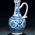 A Transitional blue and white globular long-necked ewer - Circa 1640