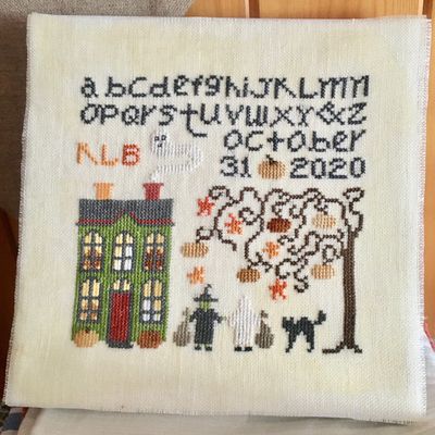 Halloween house sampler, Marguerite