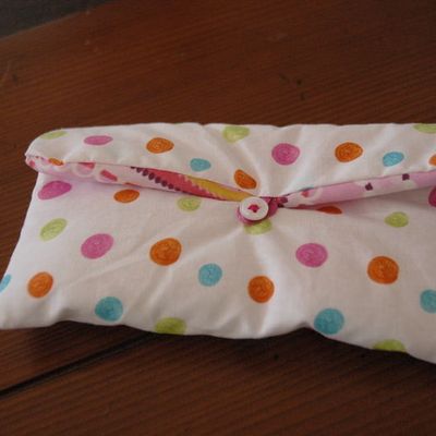 Pochette plate à rabat