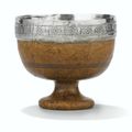 Petite coupe ronde en bois sur piédouche, montée en argent, probablement Hollande vers 1700 