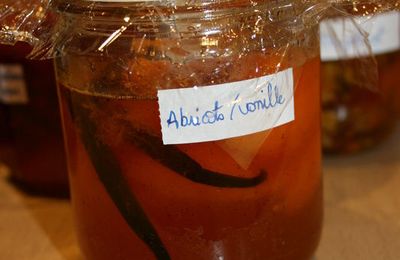 Confiture d'abricots à la vanille