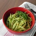 Spaghetti de courgettes au pesto, sans gluten et sans lactose